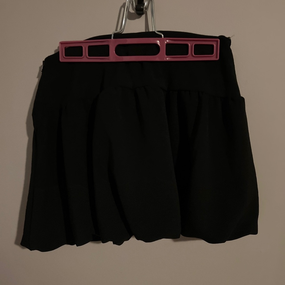 Monteau Los Angeles Black Skirt NWT M